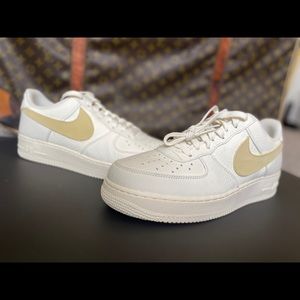 Nike Air Force 1 Low ‘07 Premium Oversized Swoosh